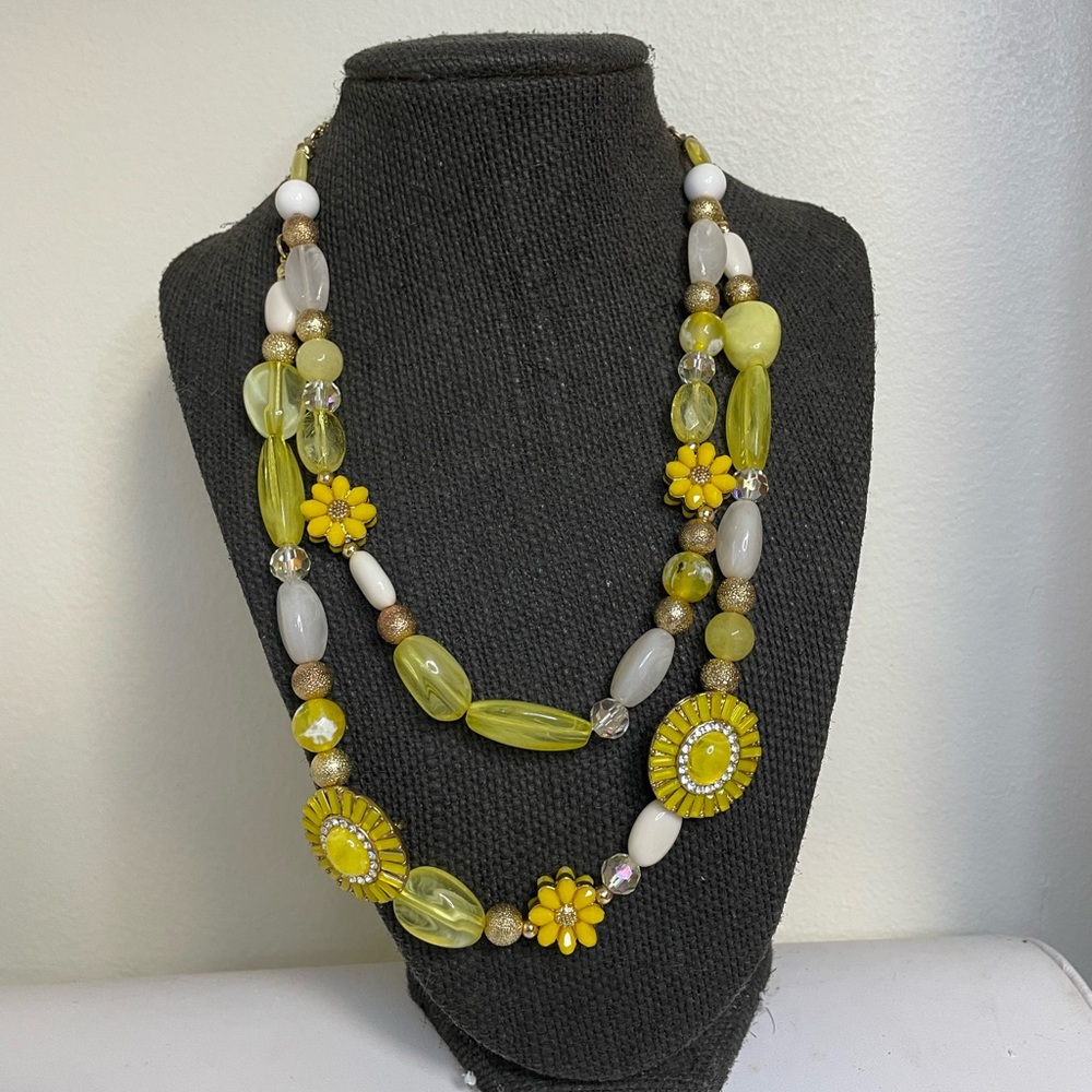 Chico's Sunshine Floral Yellow and White Necklace